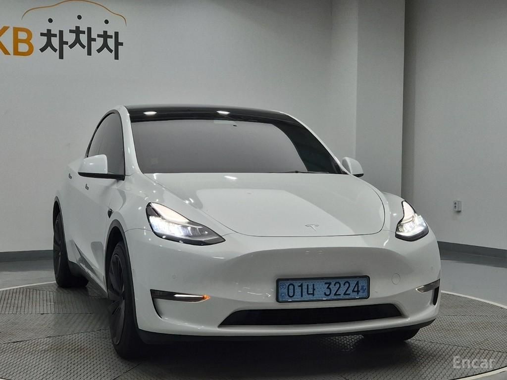 Tesla Model Y