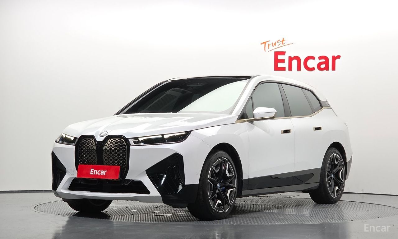 BMW iX
