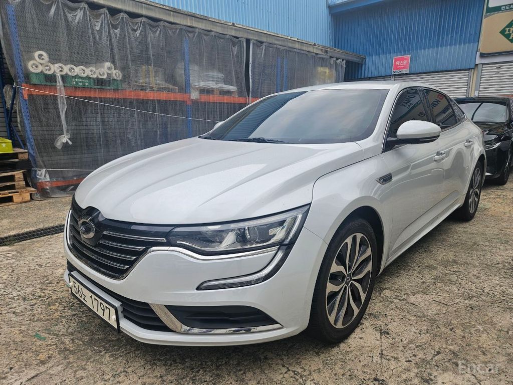 Renault SM6