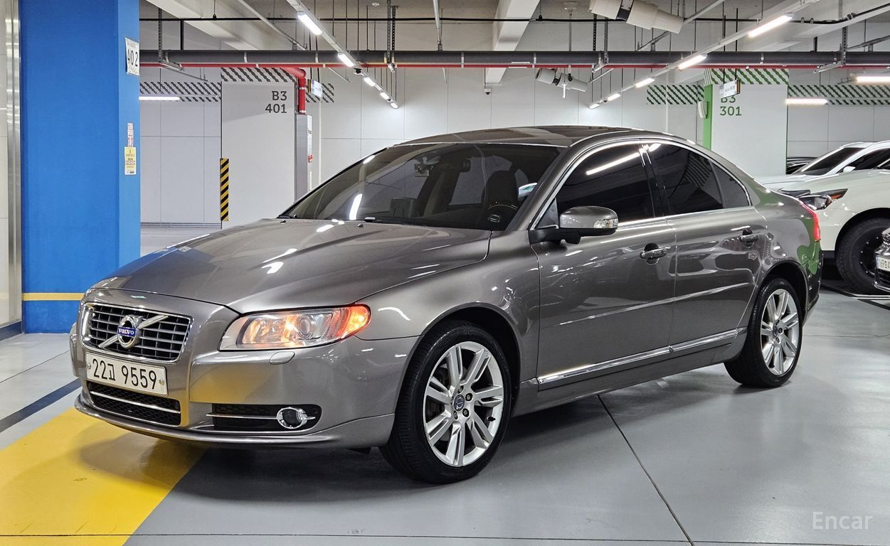 Volvo S80