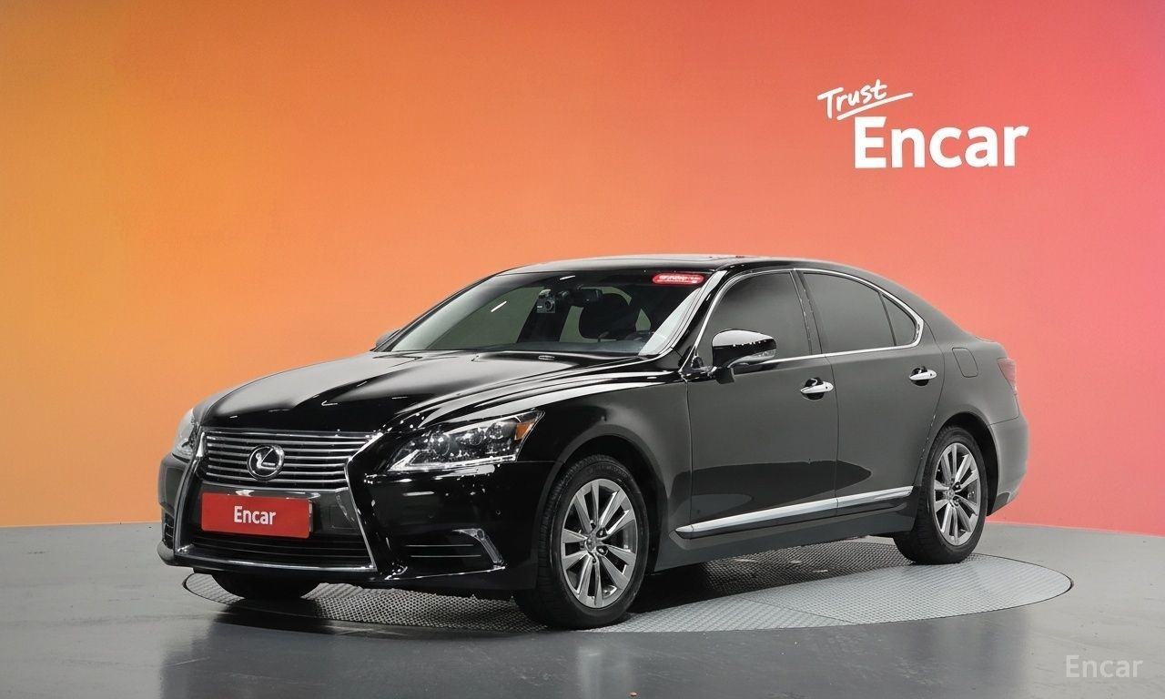 Lexus LS