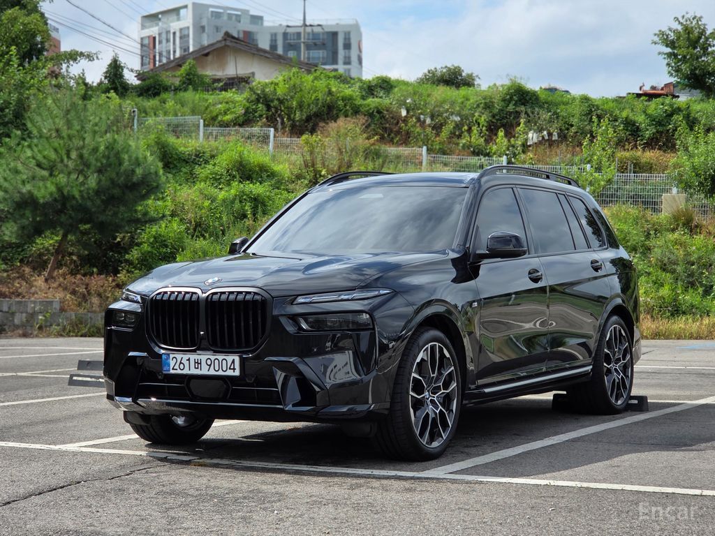 BMW X7