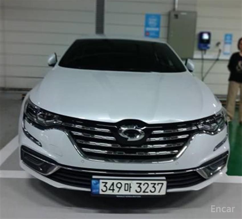 Renault SM6