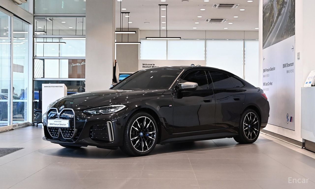 BMW i4