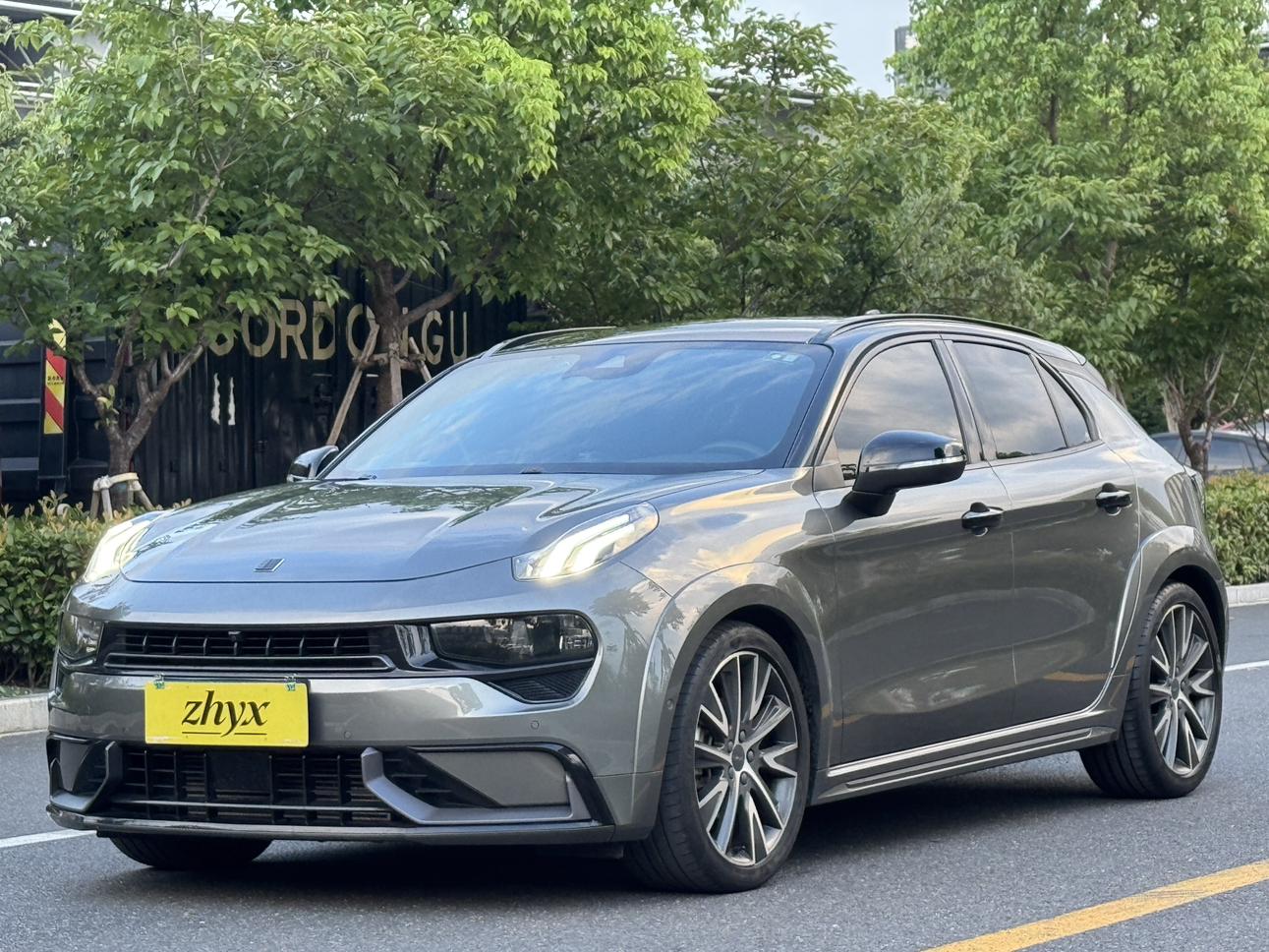 Lynk & Co 02 Hatchback