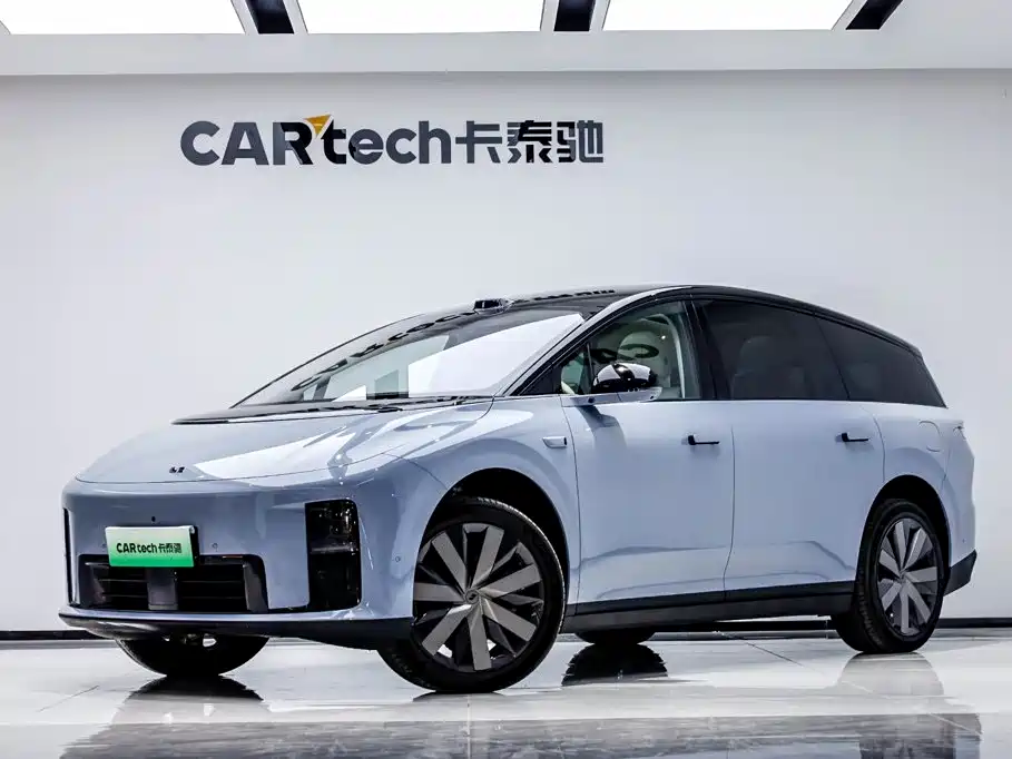Li Auto i8
