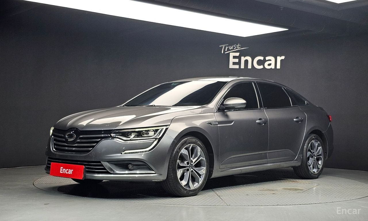 Renault SM6