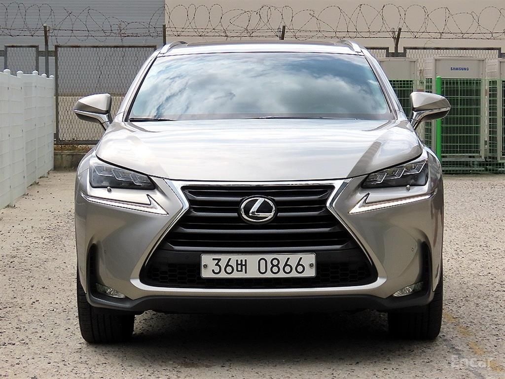 Lexus NX