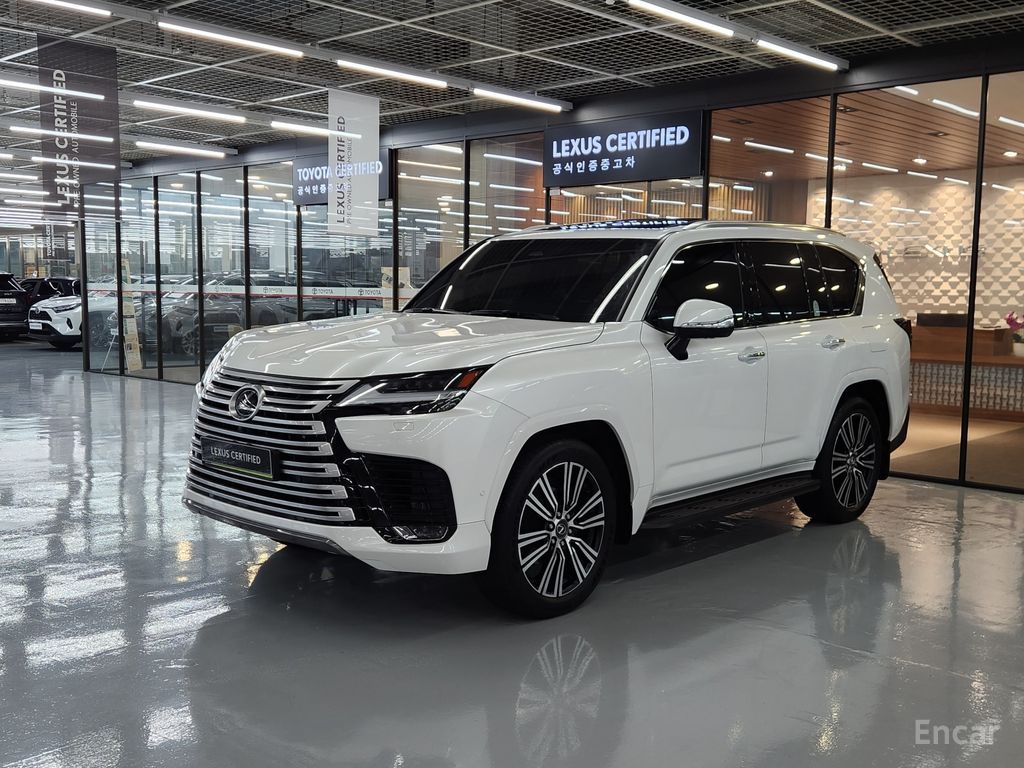 Lexus LX