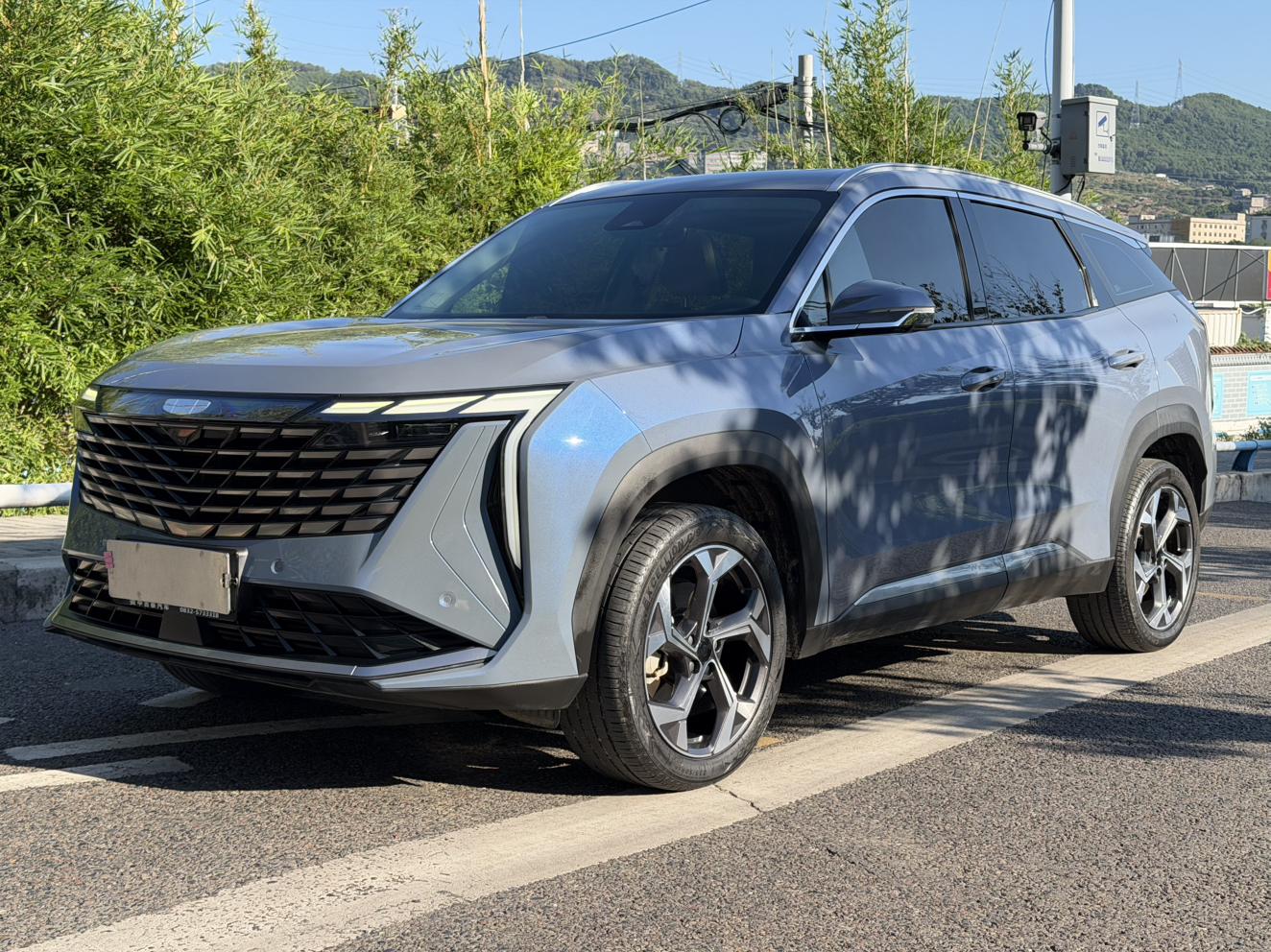 Geely Boyue L