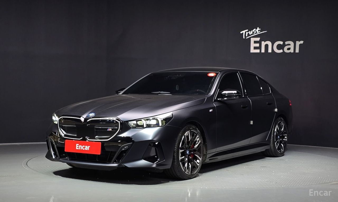 BMW i5