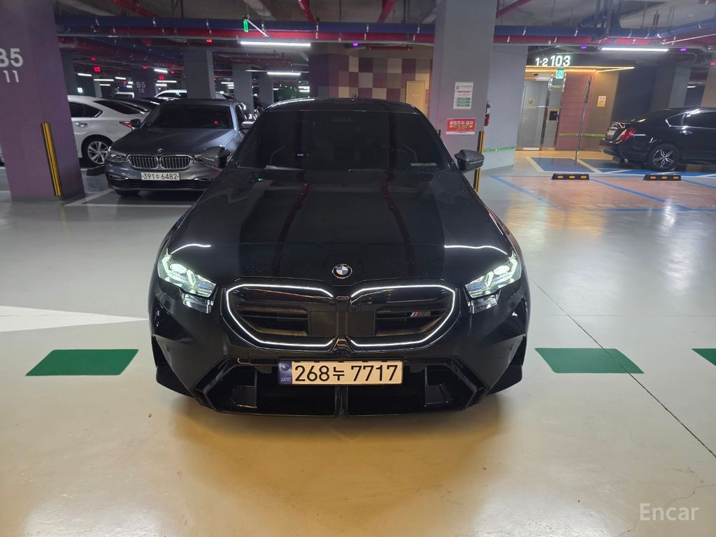 BMW M5