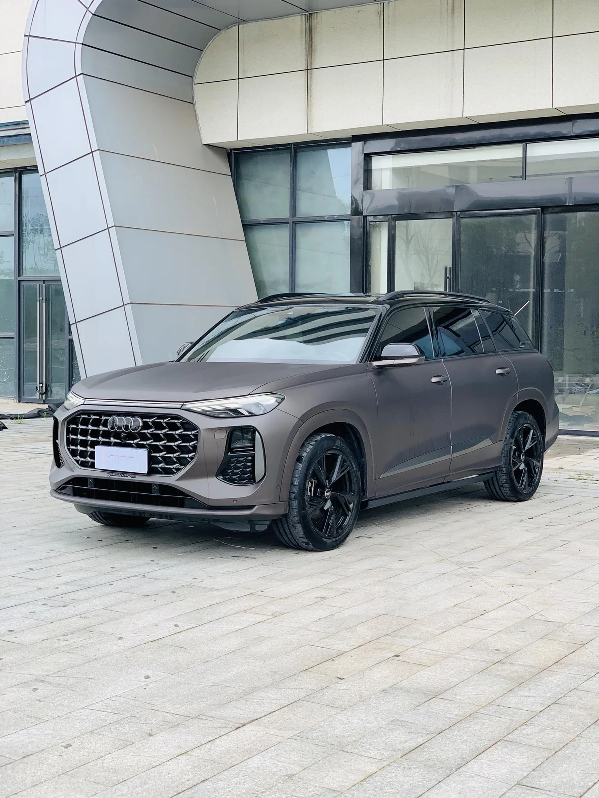 Audi Q6