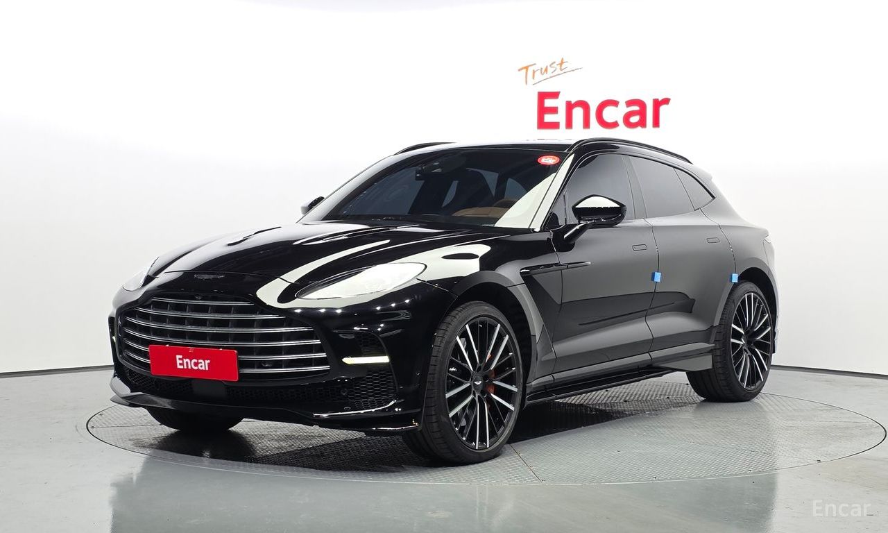 Aston Martin DBX