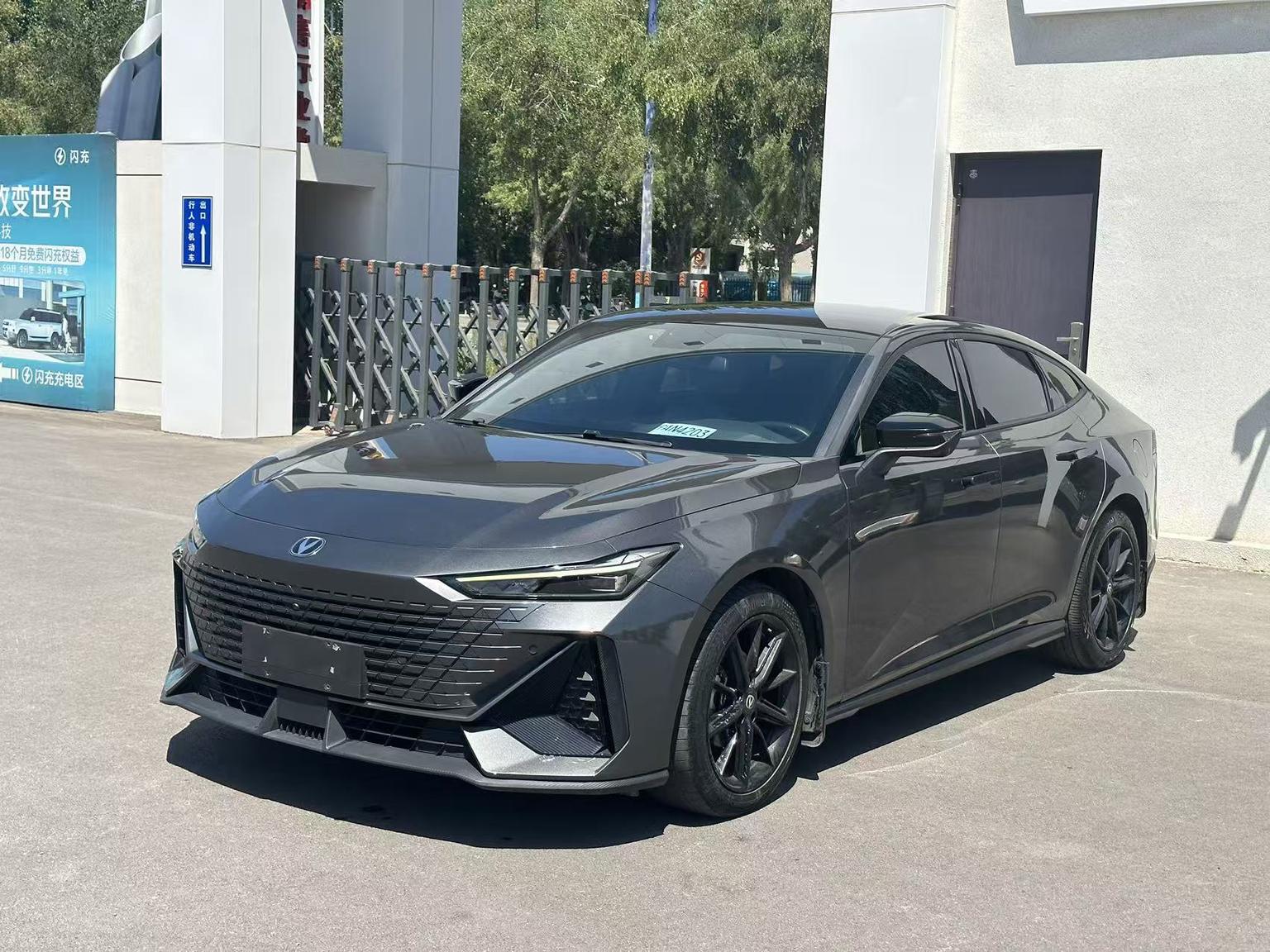 Changan UNI-V