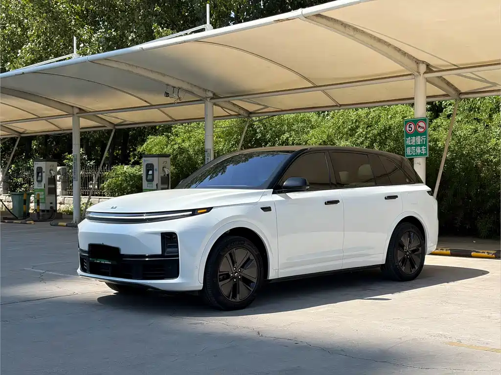 Li Auto L7