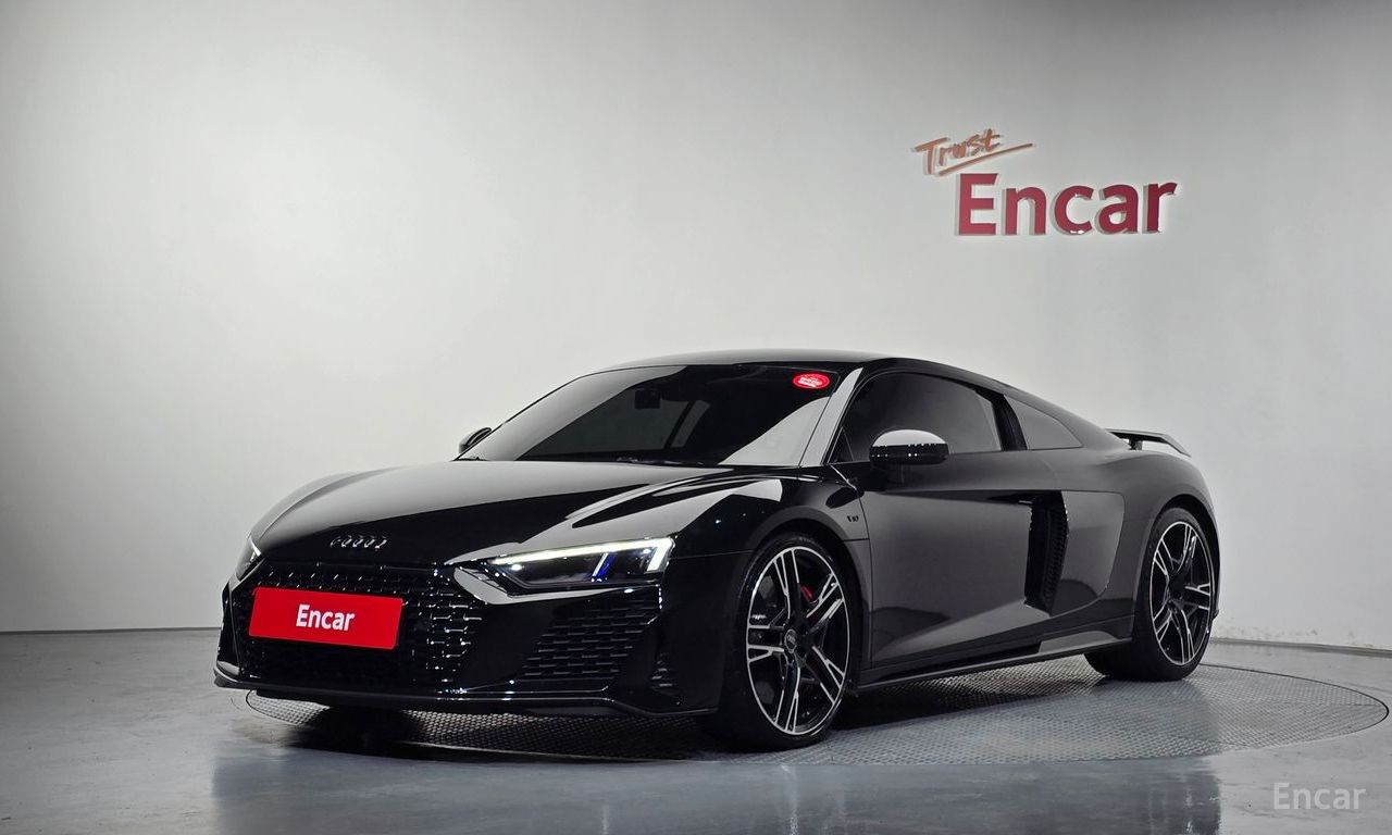 Audi R8