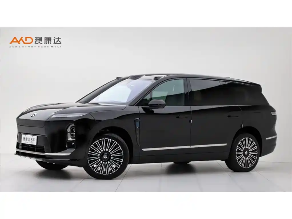 NIO ES8