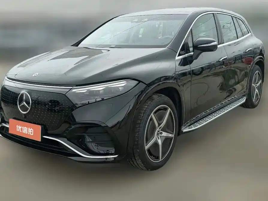 Mercedes-Benz EQS SUV