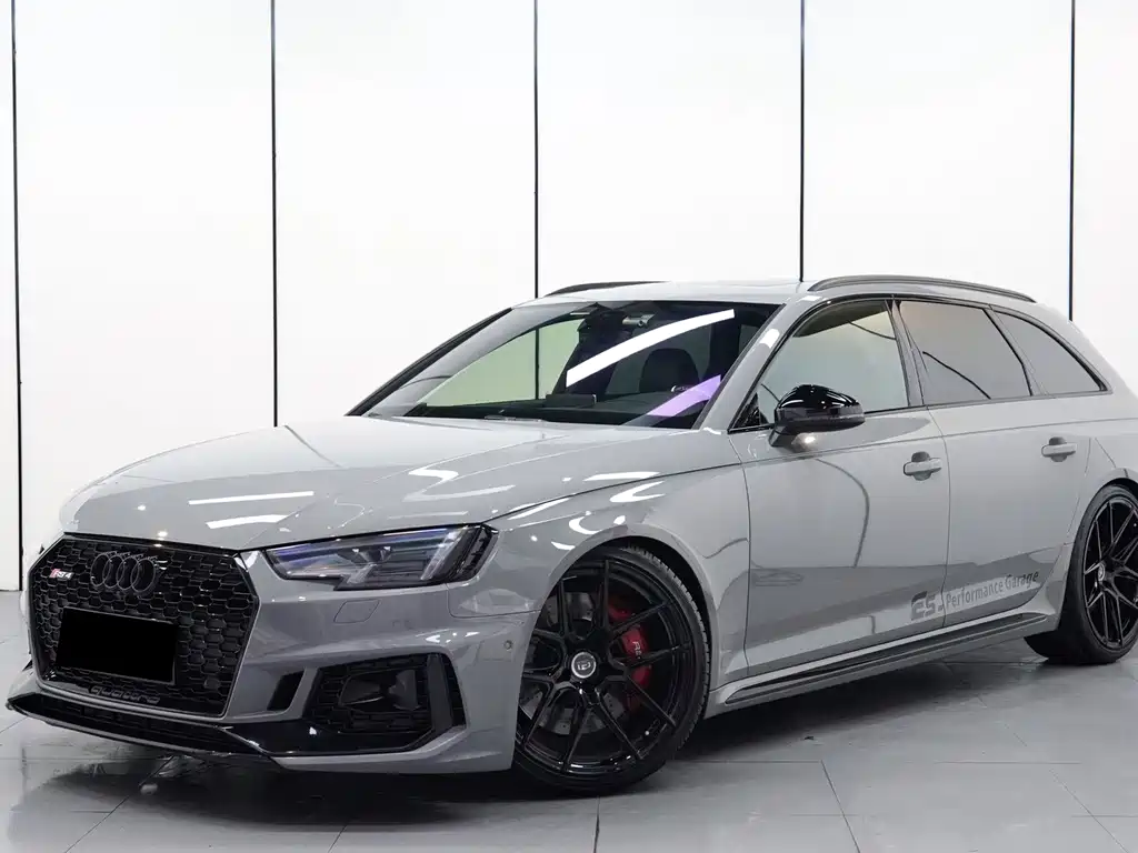 Audi RS 4