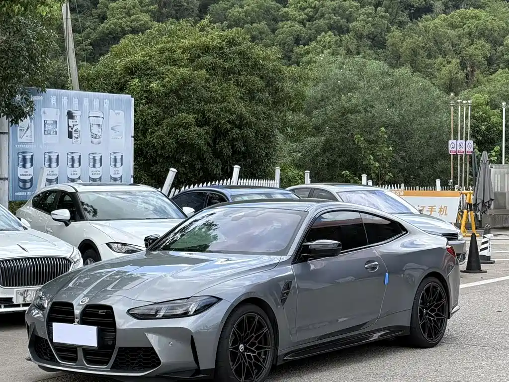 BMW M4