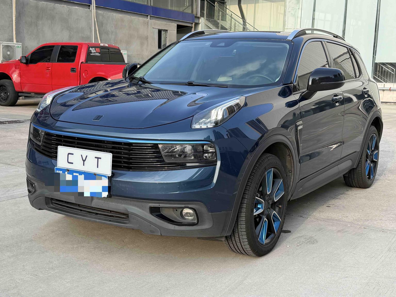 Lynk & Co 01