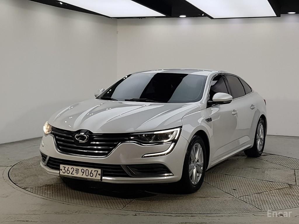 Renault SM6
