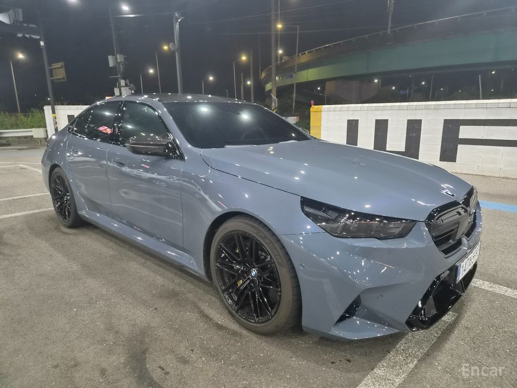 BMW M5