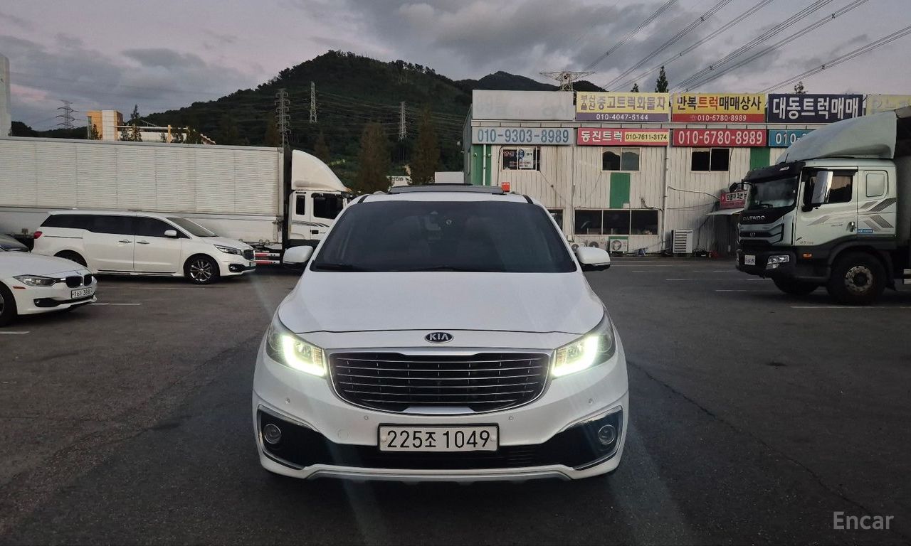Kia Carnival