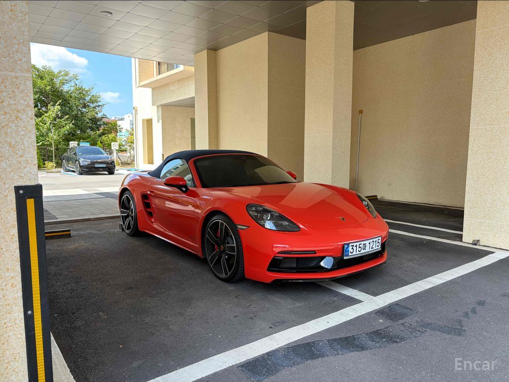 Porsche 718