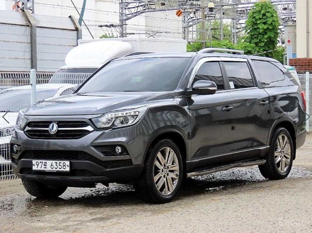 KG Mobility Rexton