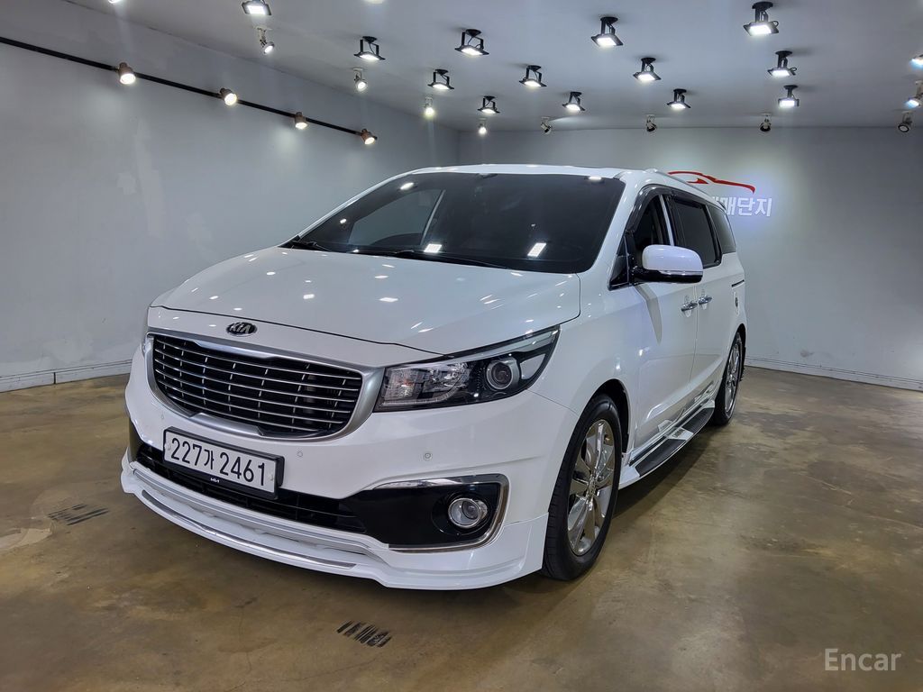 Kia Carnival