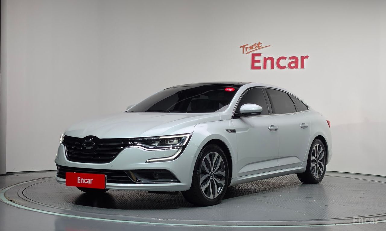 Renault SM6