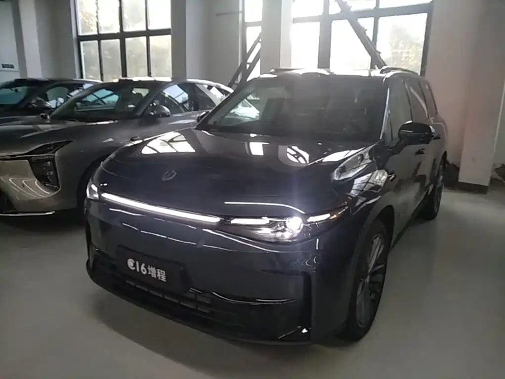 Leapmotor C16