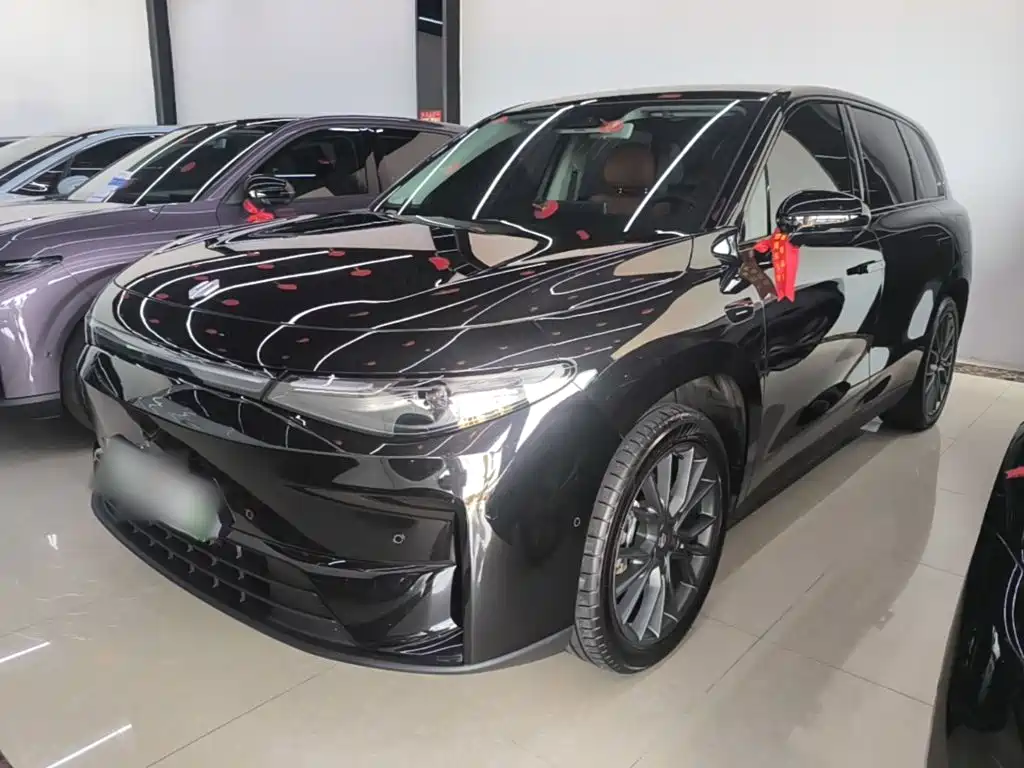 Leapmotor C10