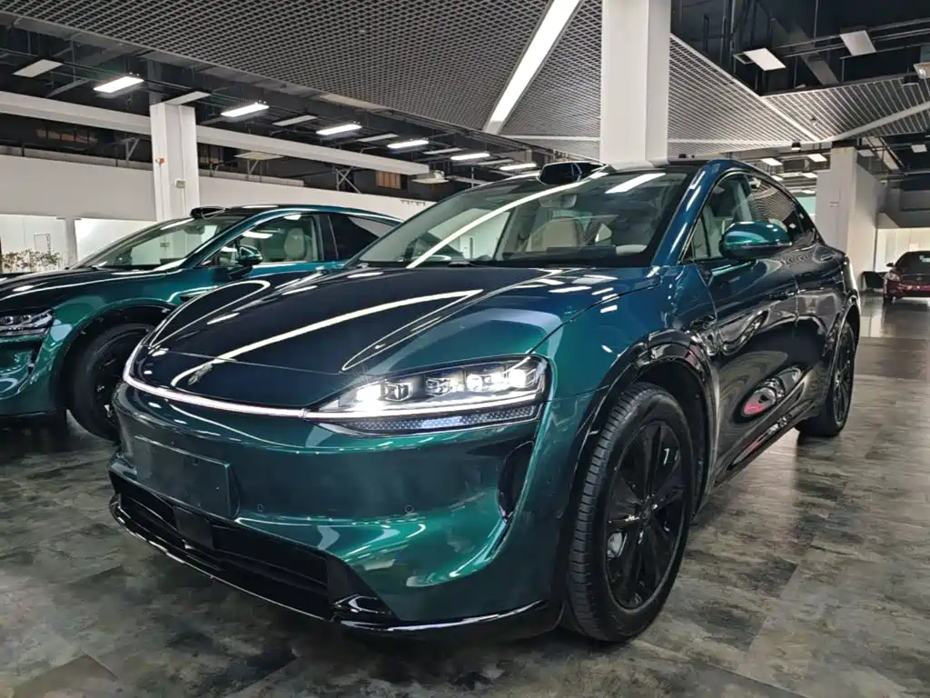 Luxeed R7
