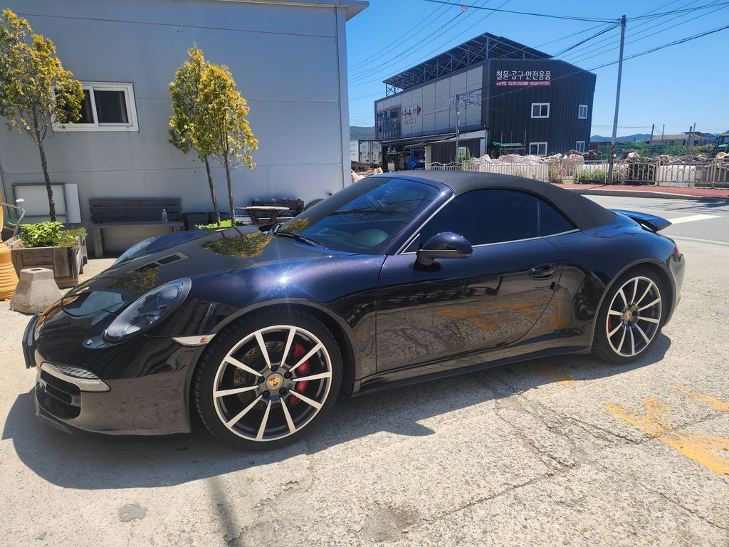 Porsche 911