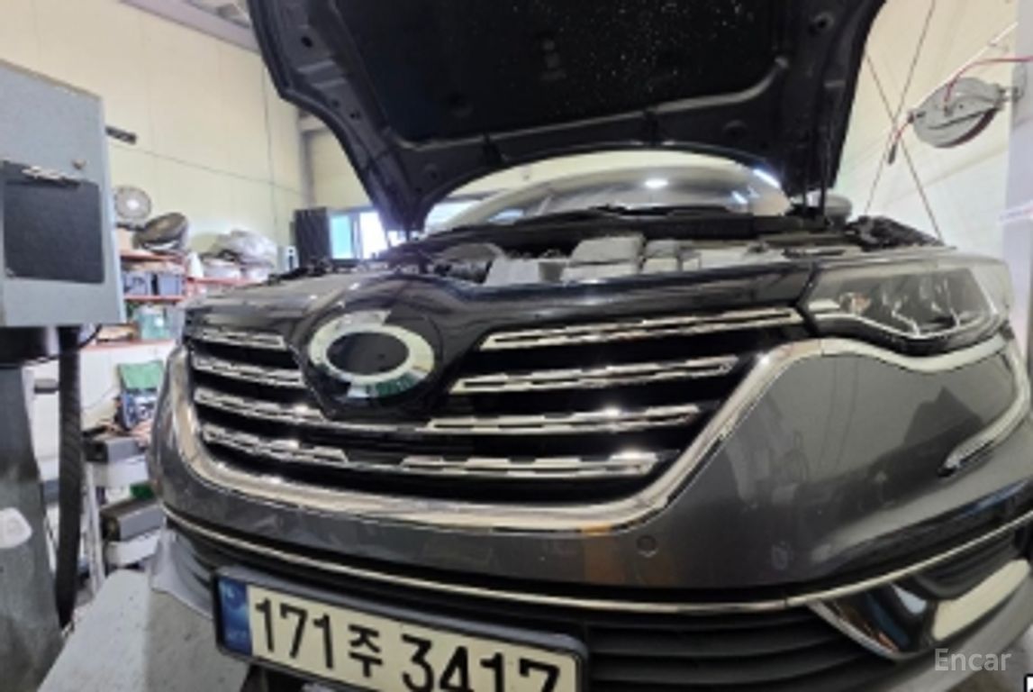 Renault SM6