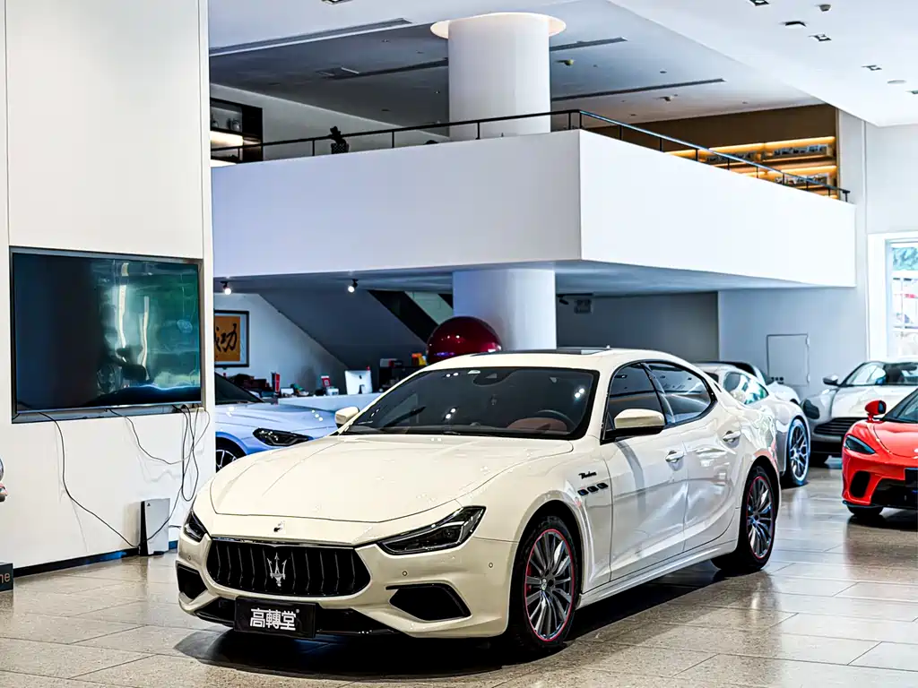 Maserati Ghibli