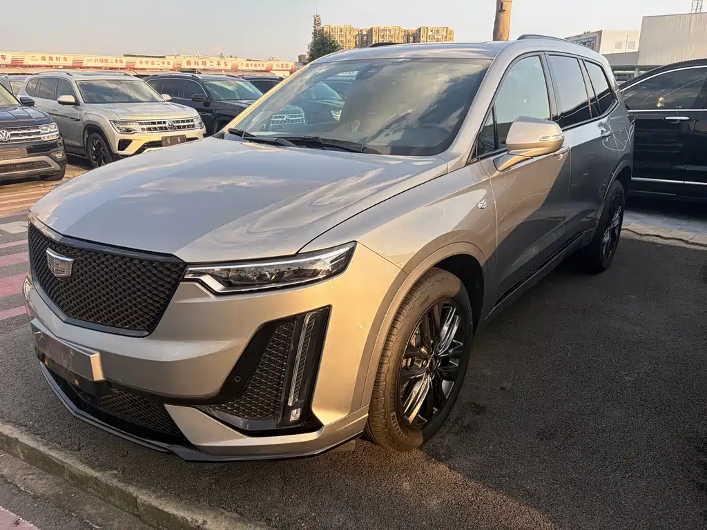 Cadillac XT6