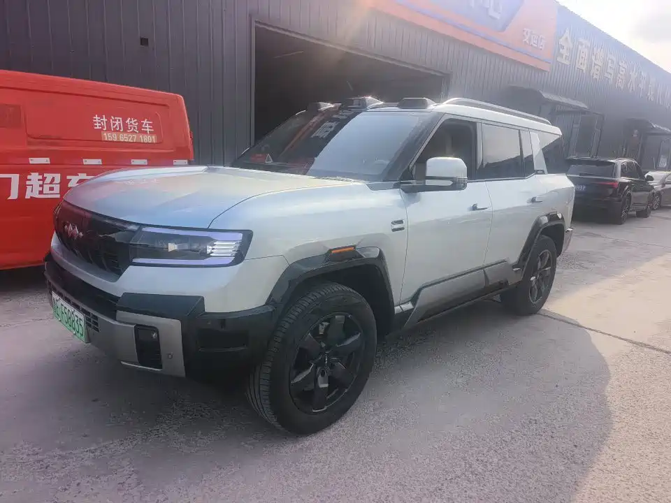 Fangchengbao Leopard 8