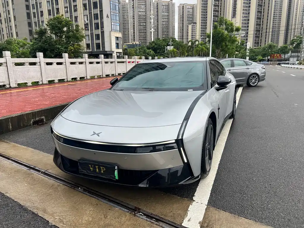 Xpeng P7