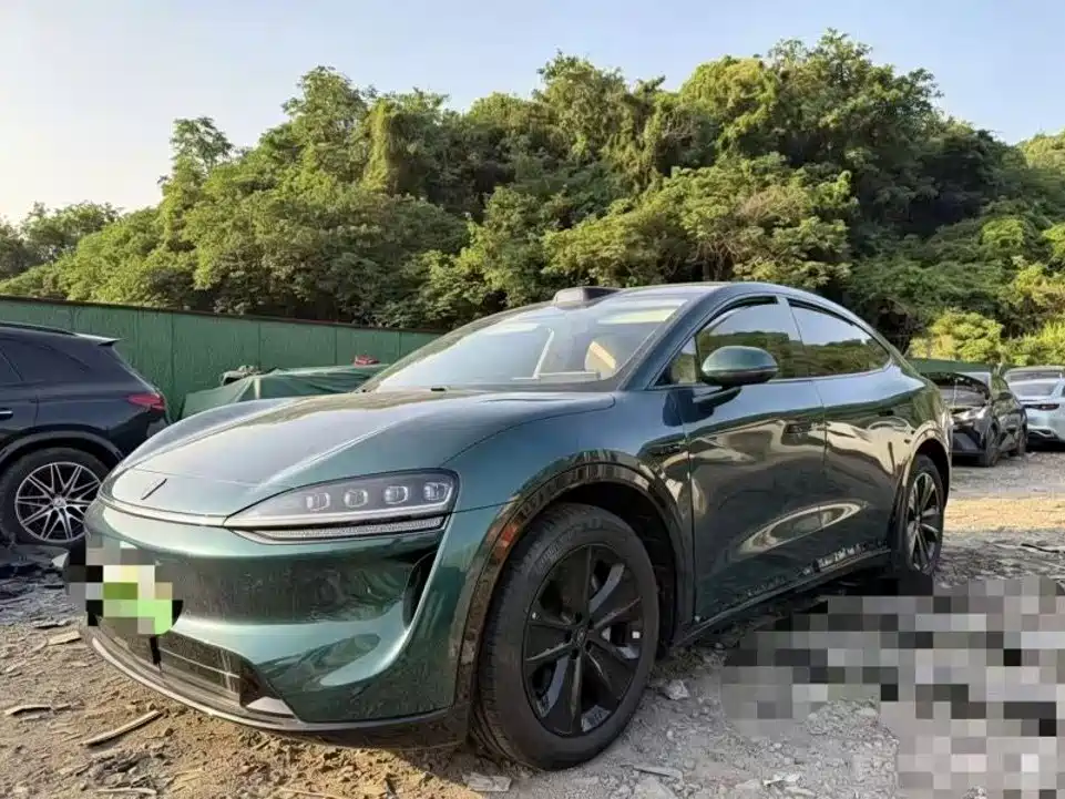 Luxeed R7
