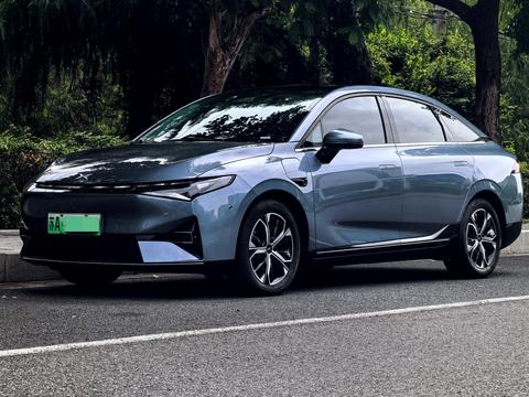 Xpeng P5