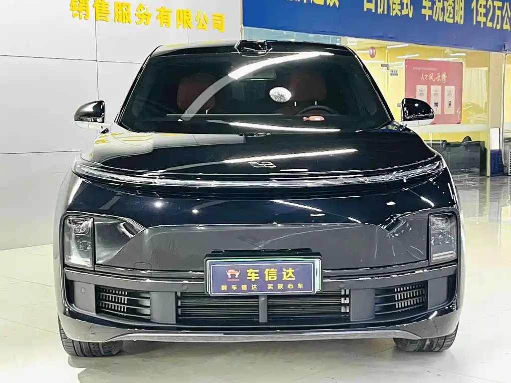 Li Auto L8