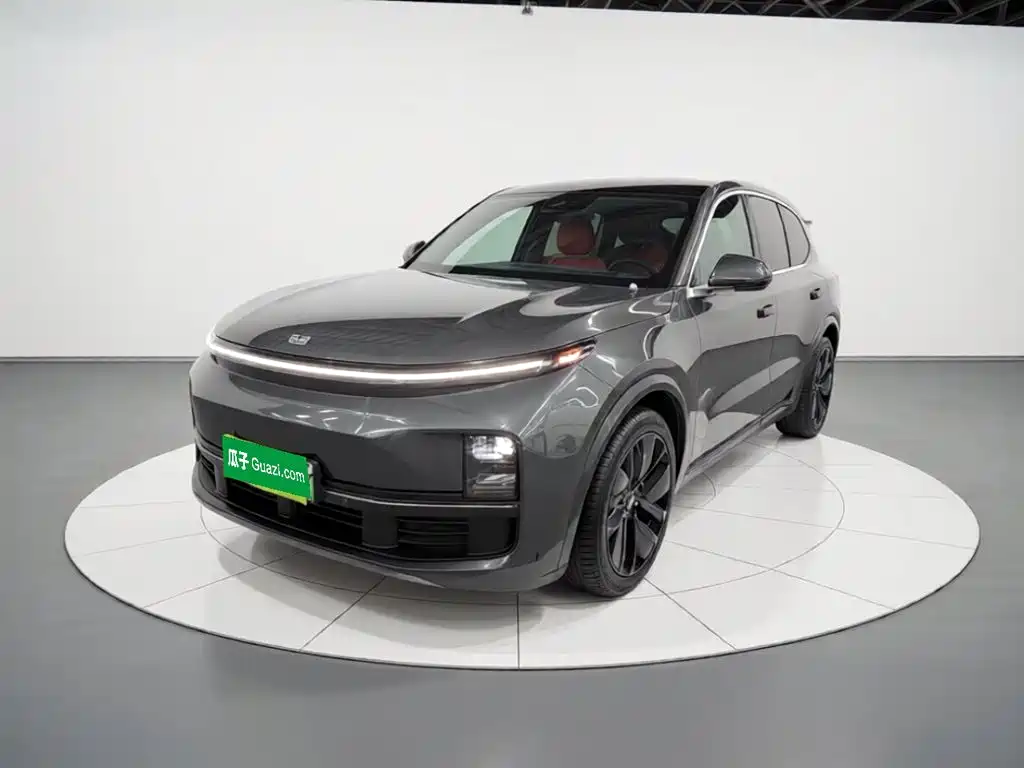 Li Auto L8