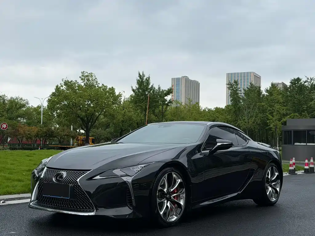 Lexus LC