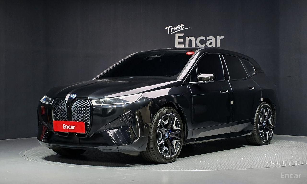 BMW iX