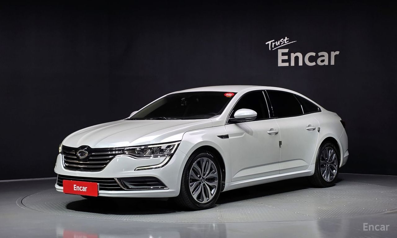 Renault SM6
