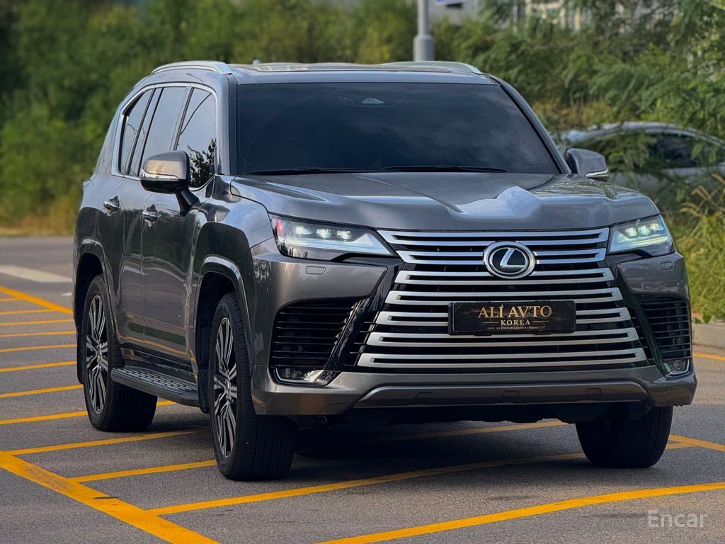 Lexus LX